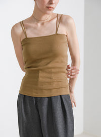 【サイズ展開あり】ダブルストラップカップ付きキャミソール