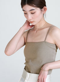 【サイズ展開あり】ダブルストラップカップ付きキャミソール