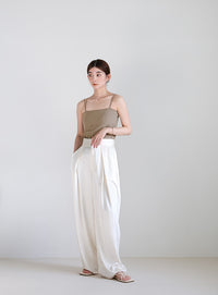 【サイズ展開あり】ダブルストラップカップ付きキャミソール