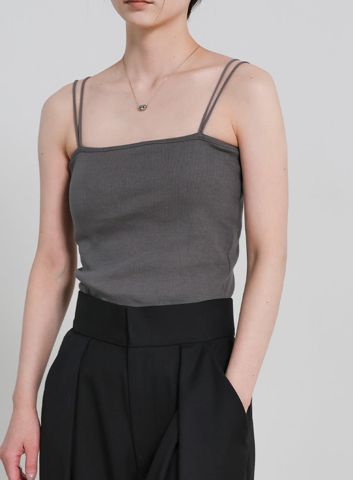 サイズ展開あり】ダブルストラップカップ付きキャミソール – SELECT MOCA