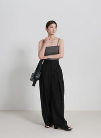 【サイズ展開あり】ダブルストラップカップ付きキャミソール