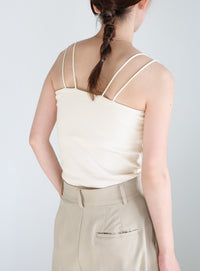 【サイズ展開あり】ダブルストラップカップ付きキャミソール