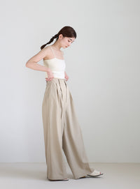 【サイズ展開あり】ダブルストラップカップ付きキャミソール