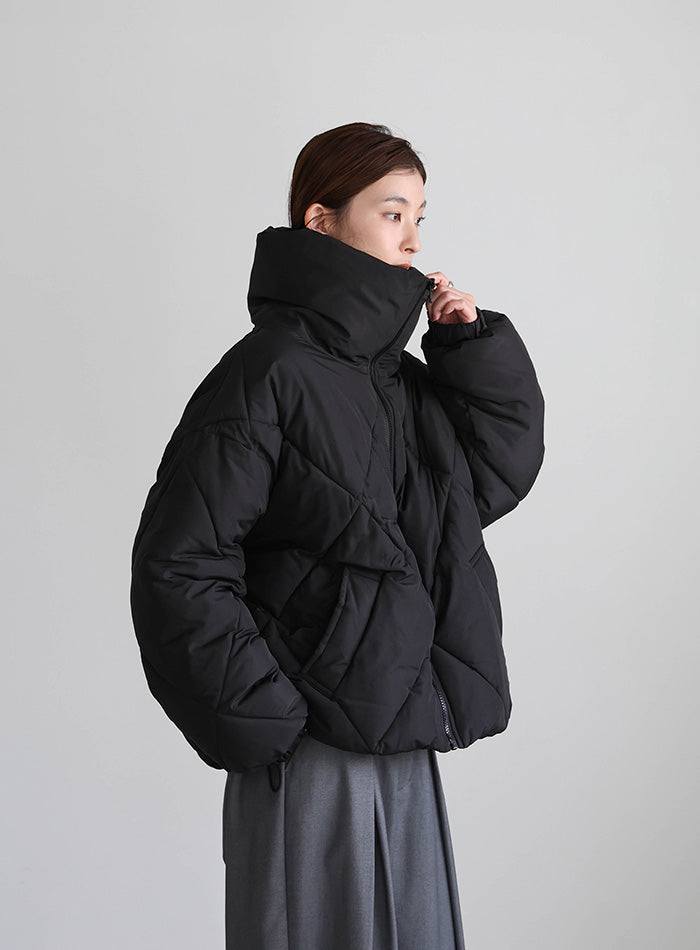 ハイネックダイヤキルトショートダウン