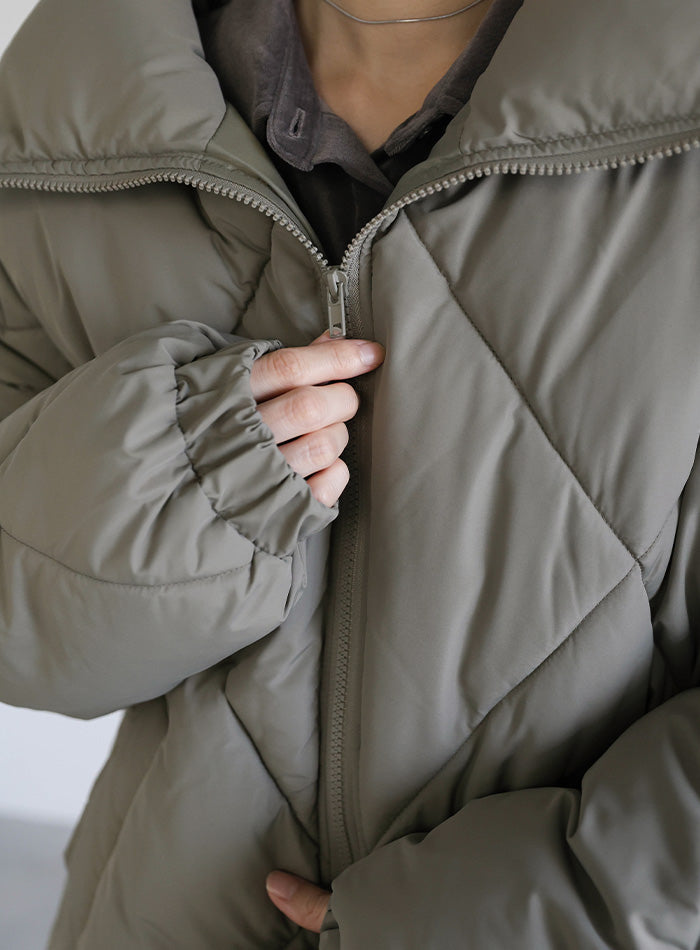 ハイネックダイヤキルトショートダウン