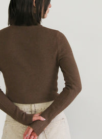 タートルネックソフトタッチリブニット【SALE】