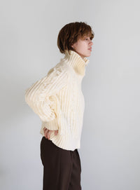 ハイネックフリンジニットジャケット