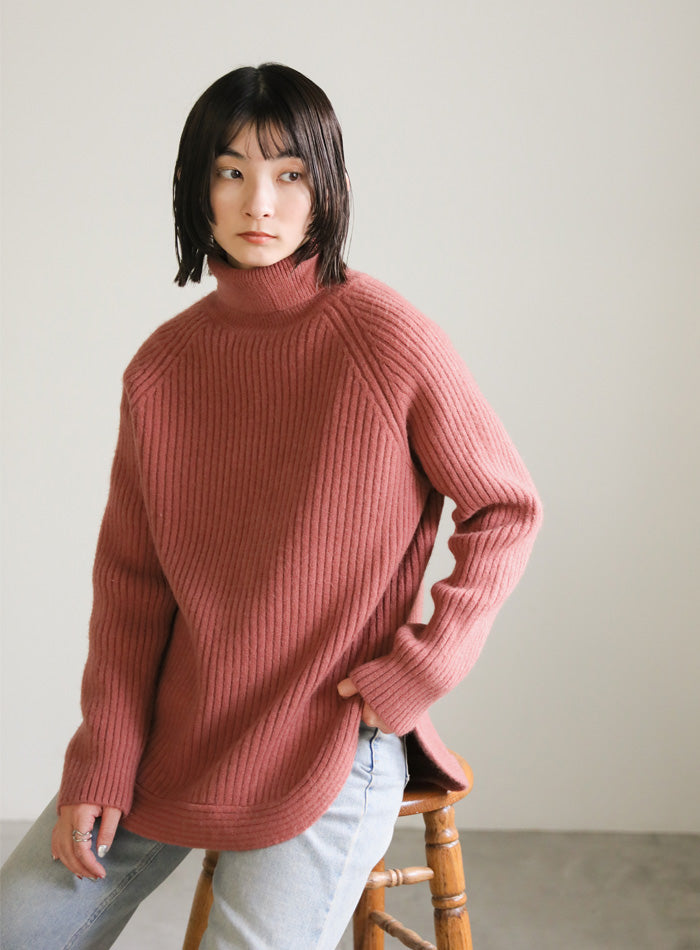 タートルネックラウンドリブニット【SALE】