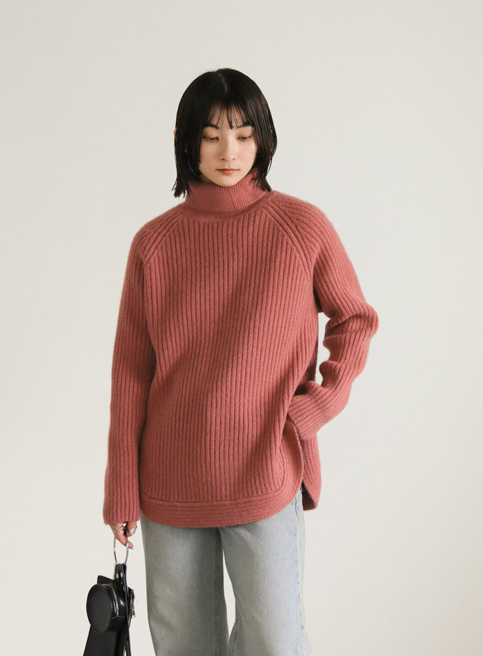 タートルネックラウンドリブニット【SALE】