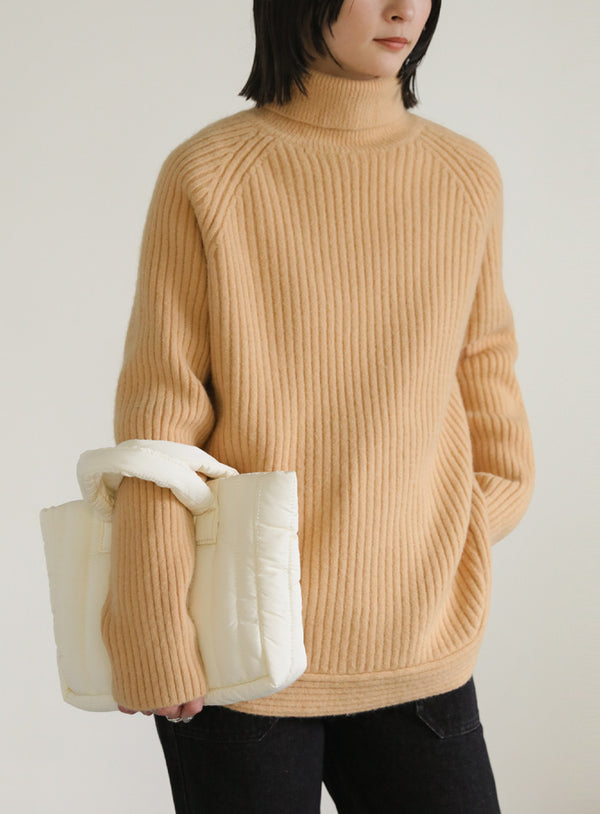タートルネックラウンドリブニット【SALE】