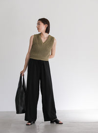 透かし編みニットショートベスト