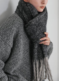 ボリュームフリンジヘリンボーンシャギーマフラー