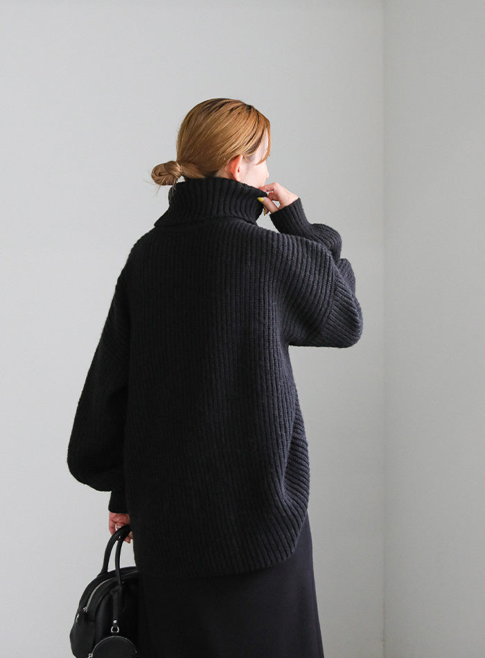 シャーリングデザインタートルニット