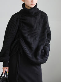 シャーリングデザインタートルニット