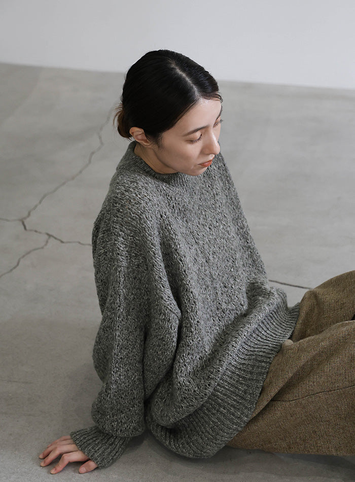 メランジヤーンクルーネックオーバーニット