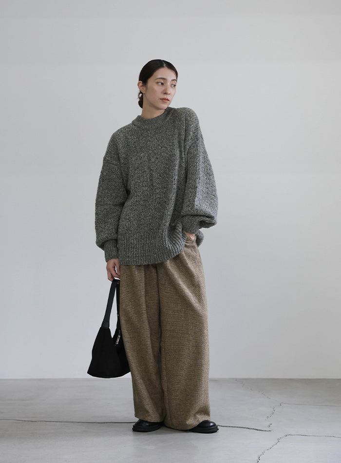 メランジヤーンクルーネックオーバーニット