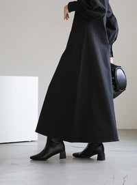 ボリュームスリーブカーブラインカットワンピース