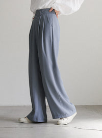 タックストレートパンツ