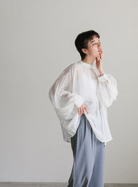 タックストレートパンツ