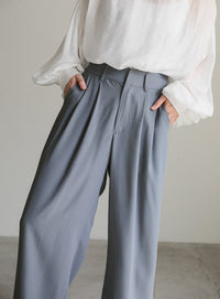 タックストレートパンツ