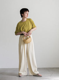 タックストレートパンツ