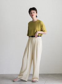 タックストレートパンツ