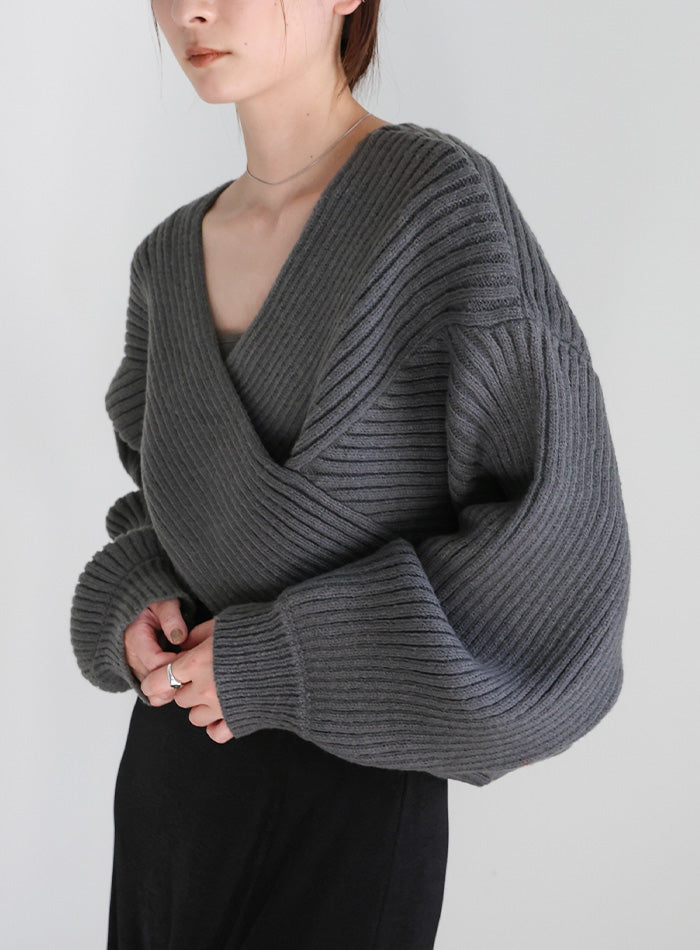 2WAYクロスデザインショートニット