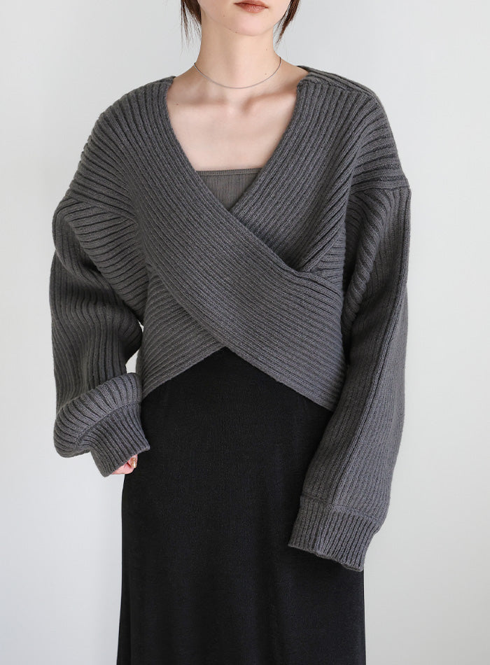 2WAYクロスデザインショートニット