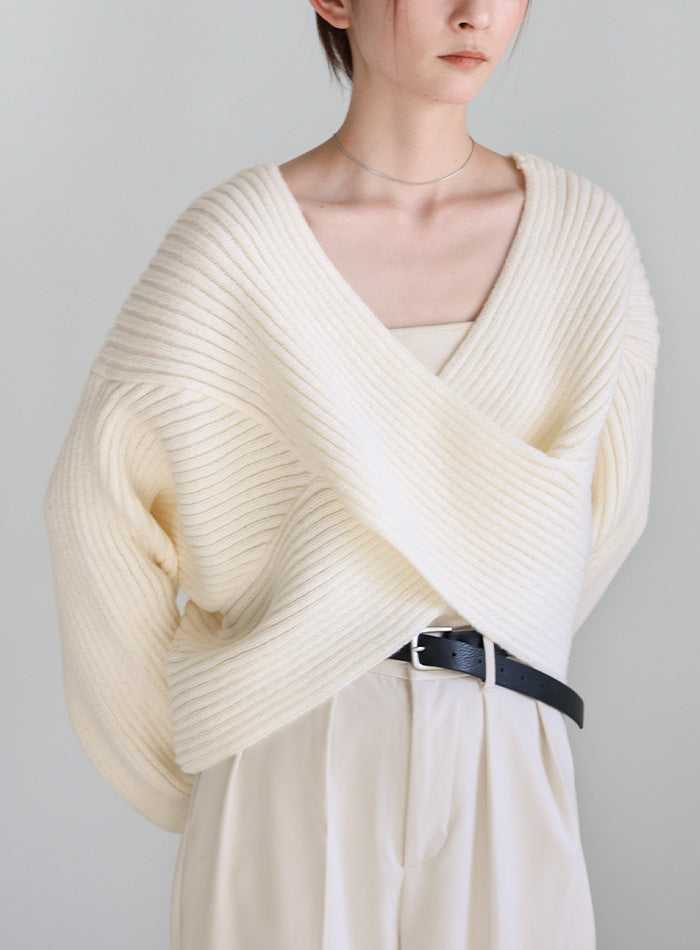 2WAYクロスデザインショートニット