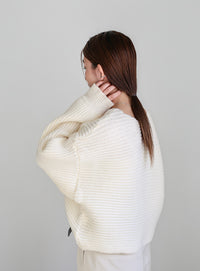 2WAYクロスデザインショートニット