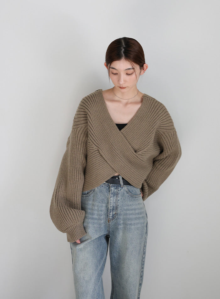 2WAYクロスデザインショートニット