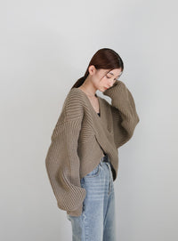 2WAYクロスデザインショートニット