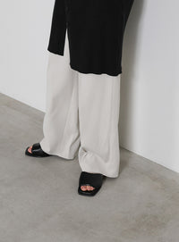 スクエアパテッドサンダル