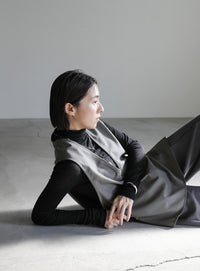 Vネックシンプルベスト