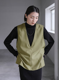 Vネックシンプルベスト