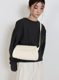 ベルトショルダー横長バッグ