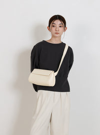 ベルトショルダー横長バッグ