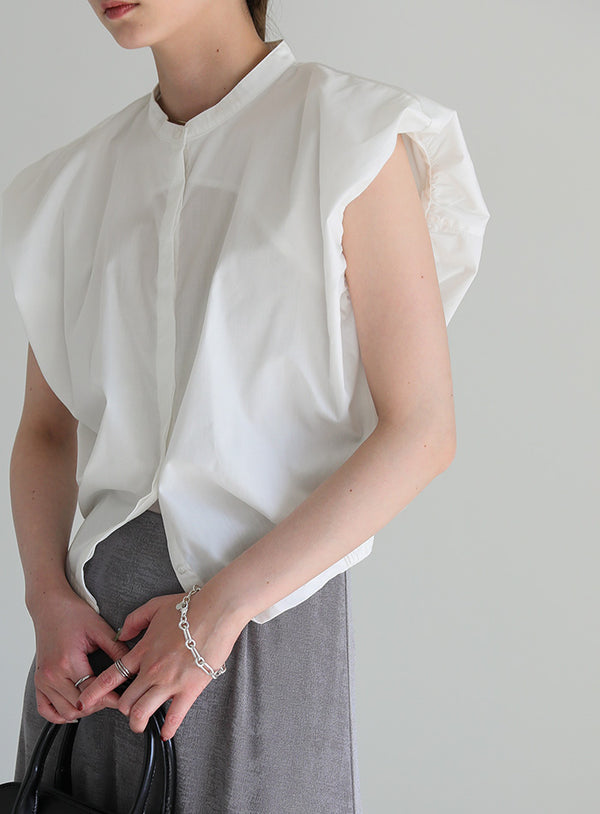 ショルダータックノースリーブブラウス【SALE】