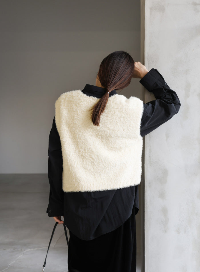 シャギーVネックベスト