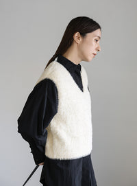 シャギーVネックベスト