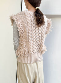 フリンジケーブルニットベスト