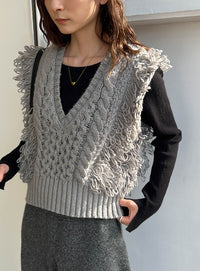 フリンジケーブルニットベスト