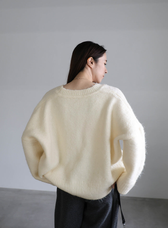 ウール混Vネックトップス