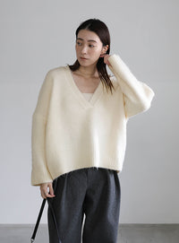 ウール混Vネックトップス