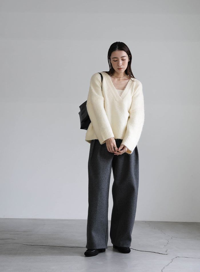 ウール混Vネックトップス