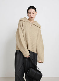 ビッグカラーキーネックニット