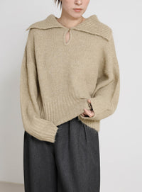 ビッグカラーキーネックニット