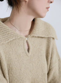 ビッグカラーキーネックニット