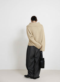 ビッグカラーキーネックニット