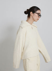 ビッグカラーキーネックニット